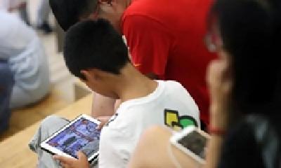 一天限玩一小时，还要“调休”！腾讯网易国庆未成年人游戏限玩