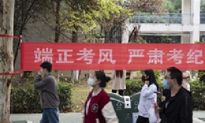 火热！武汉昨日12.99万人赶考教师资格证，规模排全国第一