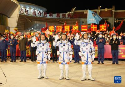 出征！神十五“圆梦乘组”即将踏上飞天圆梦之旅