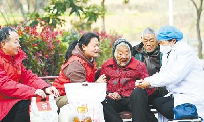 湖北日报聚焦：丹江口102岁移民奶奶向“年轻人”送祝福