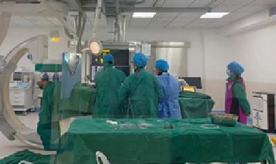 六旬患者脑梗死危及生命 市中西医结合医院巧妙打通血管通道成功施救