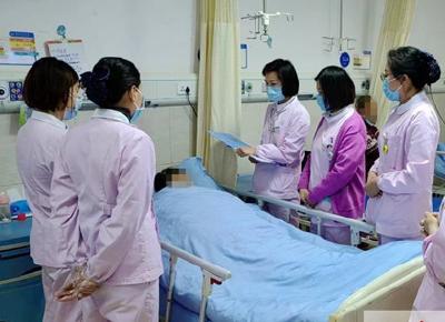 大妈突发脑出血且合并癫痫 经郧阳区人民医院治疗后康复出院