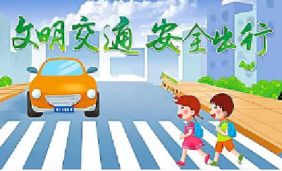 惊险万分！三轮车刹车失灵冲向火车道口  幸亏值守员一把拉回
