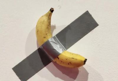 韩国大学生吃掉价值12万美元的香蕉艺术品，原作者表示“没关系”