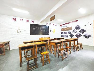 郧阳翻山堰村：闲置学校变身农耕民俗文化馆