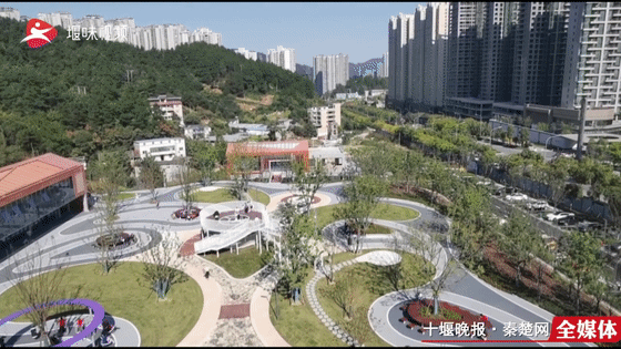 紫霄大道紫园已完工 孩子们来“尝鲜”体验啦

