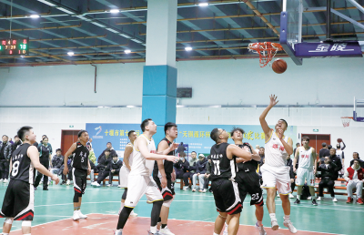 十堰市七运会地方组篮球赛开赛 各县市区10支代表队参赛