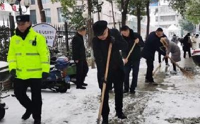 丹江口市第一医院：以雪为令 确保绿色就诊通道畅通