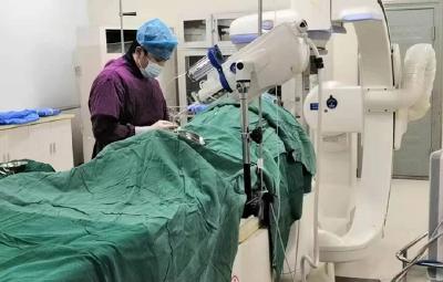 郧阳区人民医院成功完成首例锁骨下动脉支架置入术