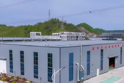 十堰经开区首个报废车辆回收拆解项目投产 一年可拆解5000辆报废机动车