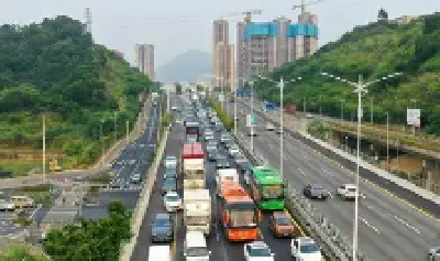 十堰市公安交管局发布提醒：“五一”假期将出现两次出行高峰