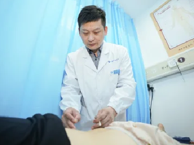 7年难言之隐 一次施针有奇效——十堰人医传统中医针灸科帮上海患者解“男”题