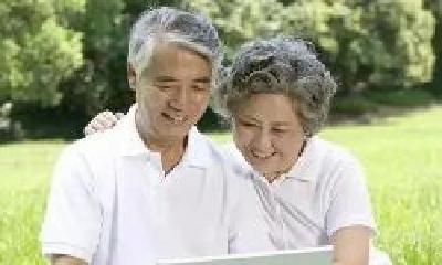 老年人秋天骨关节疼痛怎么办？国药东风总医院专家：应注意保暖，避免剧烈运动