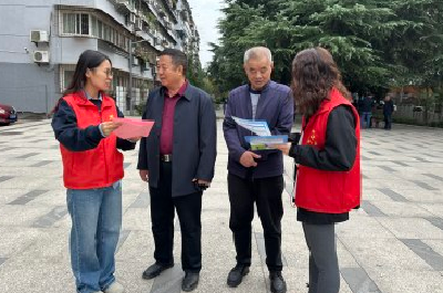 车城路街道镜潭社区联合市太和医院：义诊进小区 共同缔造守护居民健康