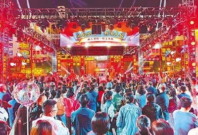 湖北日报聚焦武当山：前11个月游客增两成