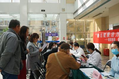 国药东风总医院开展专家义诊活动：守护健康睡眠 共享美好生活
