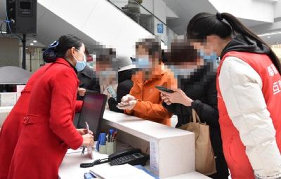 国药东风总医院：“女性关爱月”服务女性健康3323人次