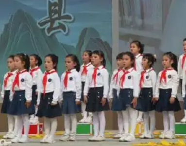 房县举行诗经文化古韵新声读书日快闪活动