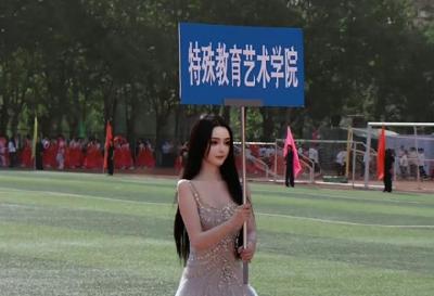 听障女生因“长相完美”走红，背后MCN机构曝光
