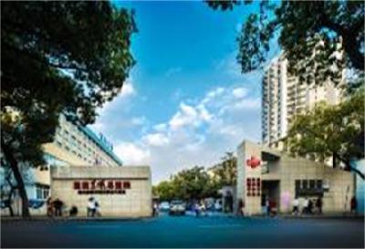国药东风总医院开展肠道菌群移植，为慢性肠道疾病患者带来福音