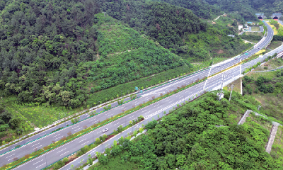 走进重点工程 | “长龙”腾跃青山间 ——十堰向东发展快速通道项目重塑城市时空格局