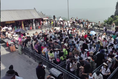 十堰“五一”旅游市场迎来开门红 武当山表现尤为亮眼