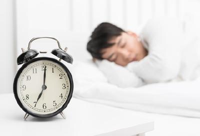 假期注意！这4个睡眠习惯，会让你越睡越累