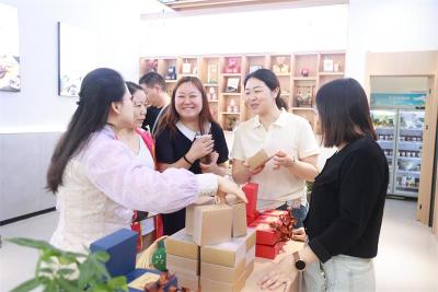 茶中有方 膳中有道，十堰人医健康产品体验中心揭牌