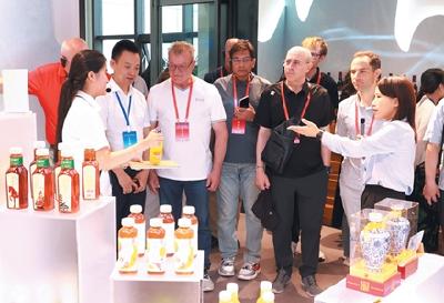 2025年北京院士专家十堰行活动成功举行