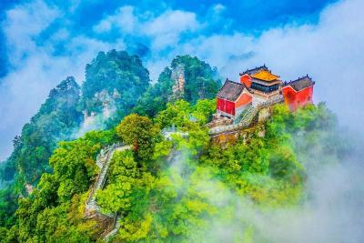 武当山景区为中高考考生送上“大礼包” 即日起至8月31日免景区门票