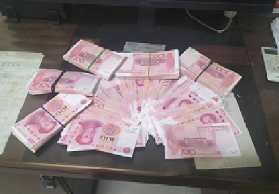 7 万现金物归原主！十堰公交司机拾金不昧暖人心