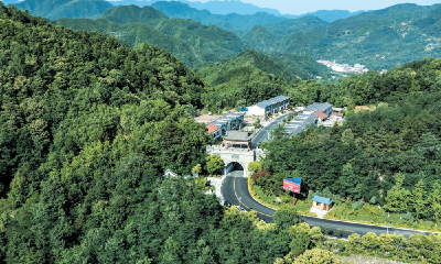 山水车城 醉美十堰 | 峰峦叠翠湖北关