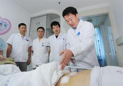 无辅助切口！十堰人医完全腹腔镜胃癌根治术开启"无痕治疗"新时代