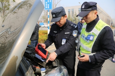 郧西交警“五进”举措助推“文明交通计划”
