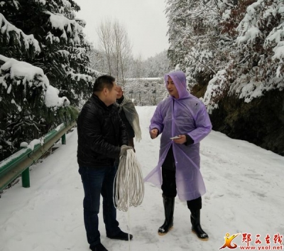 土门镇机关干部用心贴近群众 用脚步丈量民情