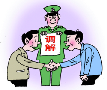 女子与水果贩为退桃起纠纷 民警及时协调劝说化解