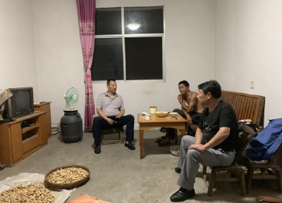 县扶贫办积极落实“三天两夜”活动