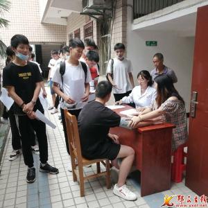 夹河镇：积极推送热血青年参军入伍