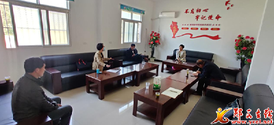 河夹镇开展律师进乡村  法律服务在身边