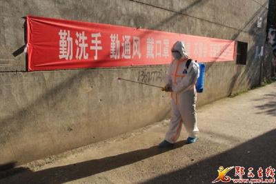 上津镇：疫情防控 以练为战