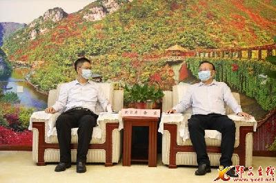 查宏会见东方电气投资管理有限公司董事长胡卫东