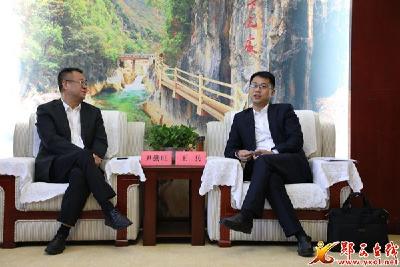 王兵与中南建筑设计院股份有限公司尹勤旺一行座谈