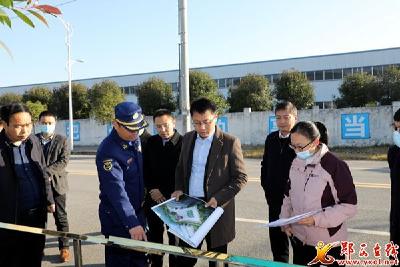 王兵主持召开县城乡规划委员会第29次会议