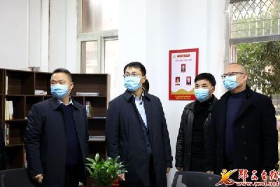 王兵强调：发挥基层党建作用 引领社会经济发展