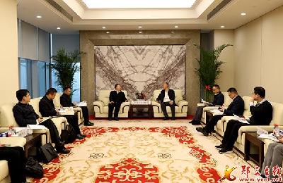 查宏赴国家开发银行湖北省分行对接对口帮扶工作