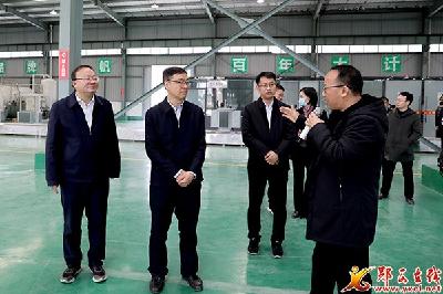 市人大常委会主任师永学在郧西调研