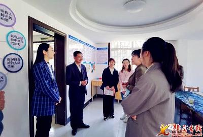 市妇联来我县开展走访慰问和工作调研