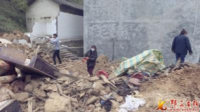 土门镇：推进征拆工作 服务高铁建设