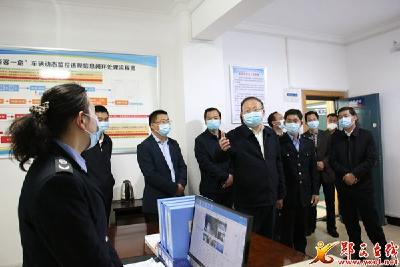 查宏：严把疫情防控和安全生产关 筑牢经济社会发展安全屏障