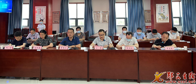 县残联开展“关注儿童健康，共享精彩六一”慰问活动
